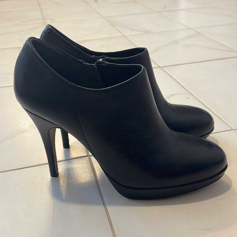 Vince Camuto 4-inch heeled booties